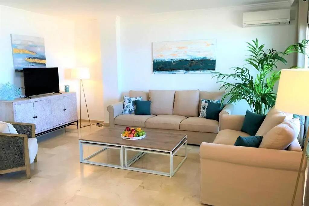 Penthouse Bermuda Beach 2 Эстепона 0*,  Испания