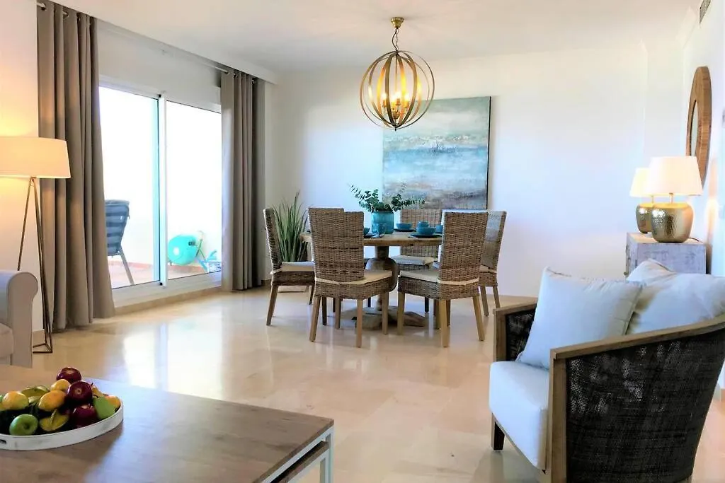 Penthouse Bermuda Beach 2 Эстепона 0*,  Испания