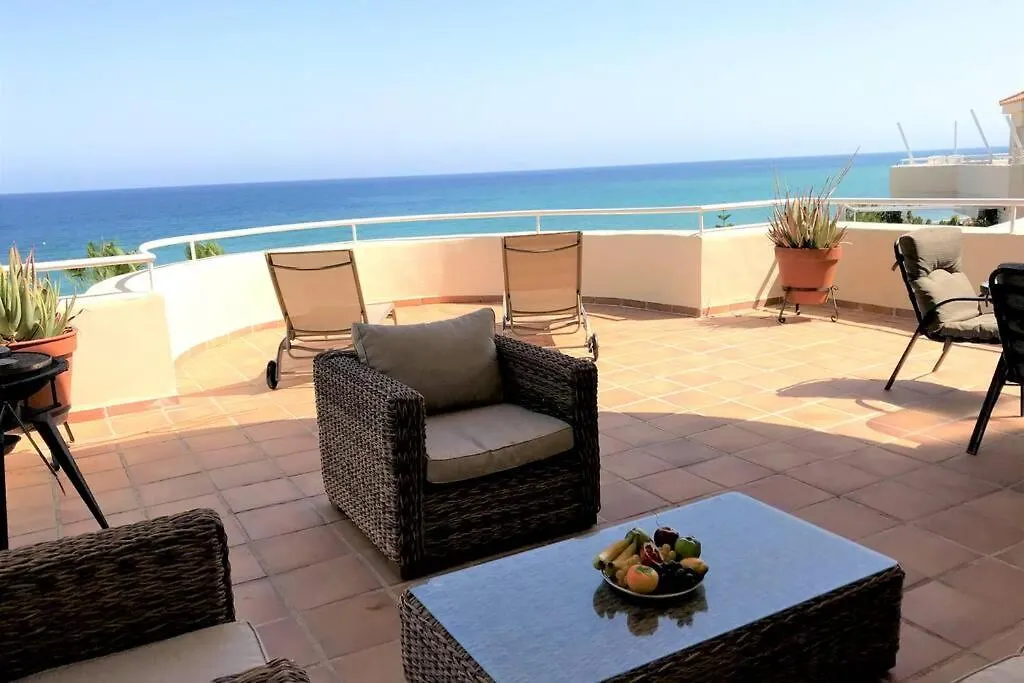 Penthouse Bermuda Beach 2 埃斯特波纳 0*,