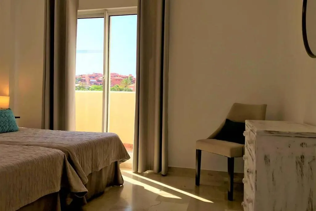 Penthouse Bermuda Beach 2 Эстепона 0*,  Испания